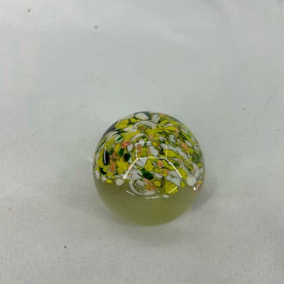 Vintage Yellow Floral Art Glass Paperweight White Accent Design - Picture 8 of 8
